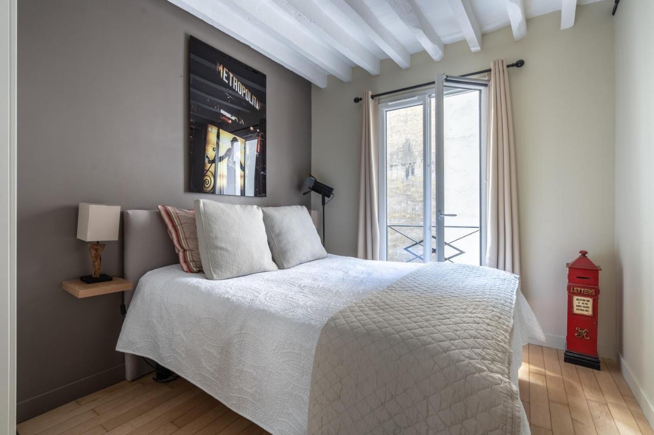 Room In Apartment - Cosy Place In The Hear Of 파리 외부 사진