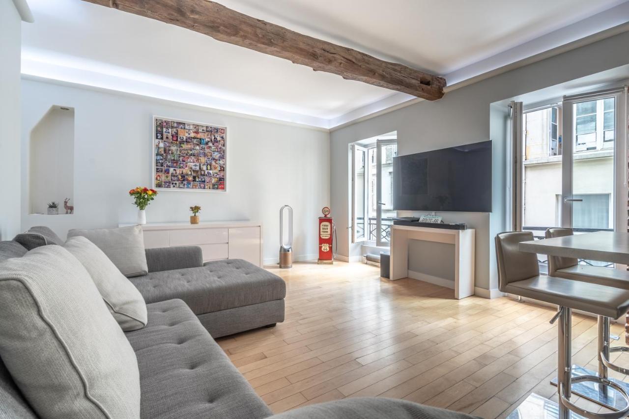 Room In Apartment - Cosy Place In The Hear Of 파리 외부 사진
