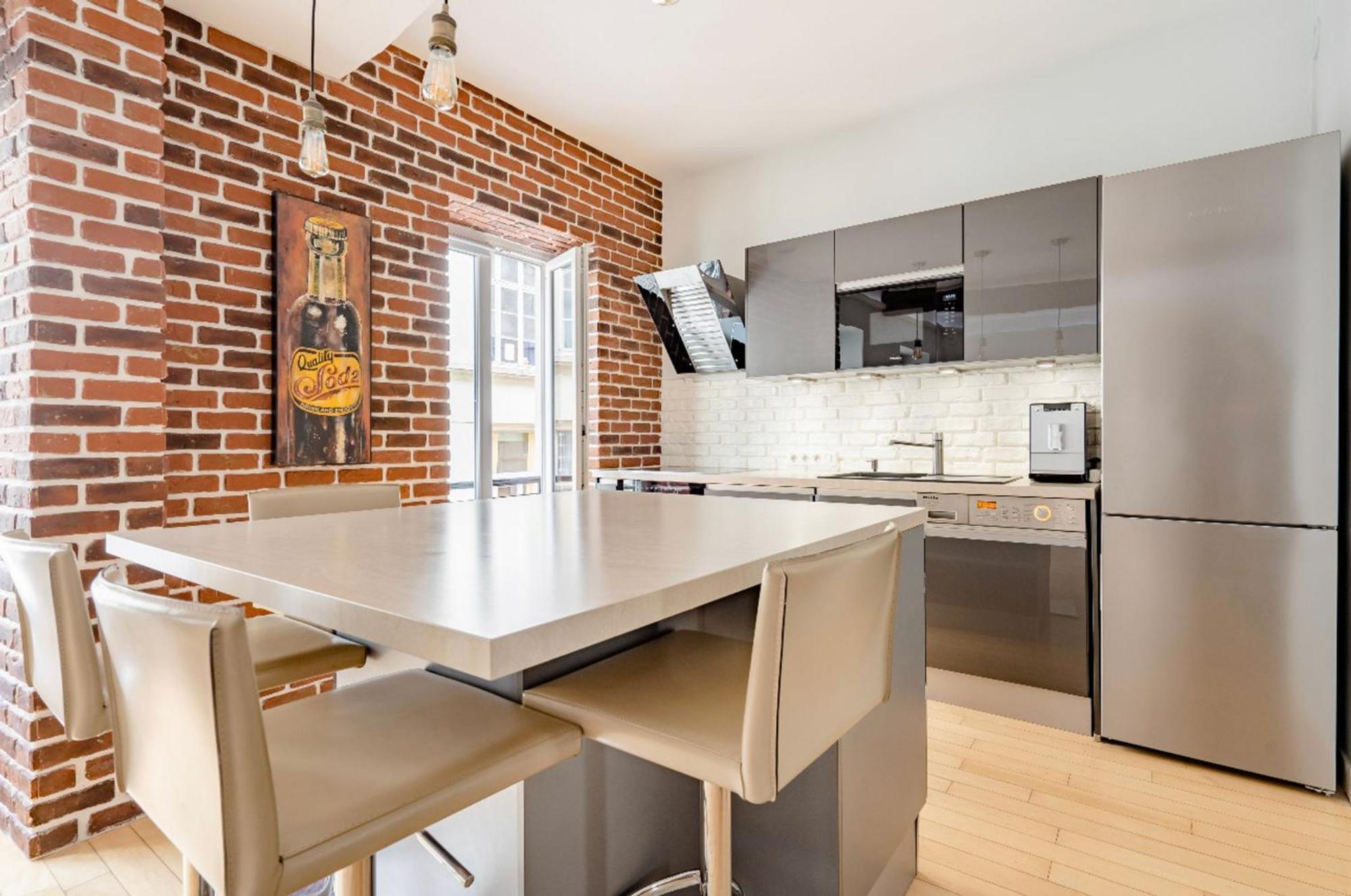 Room In Apartment - Cosy Place In The Hear Of 파리 외부 사진